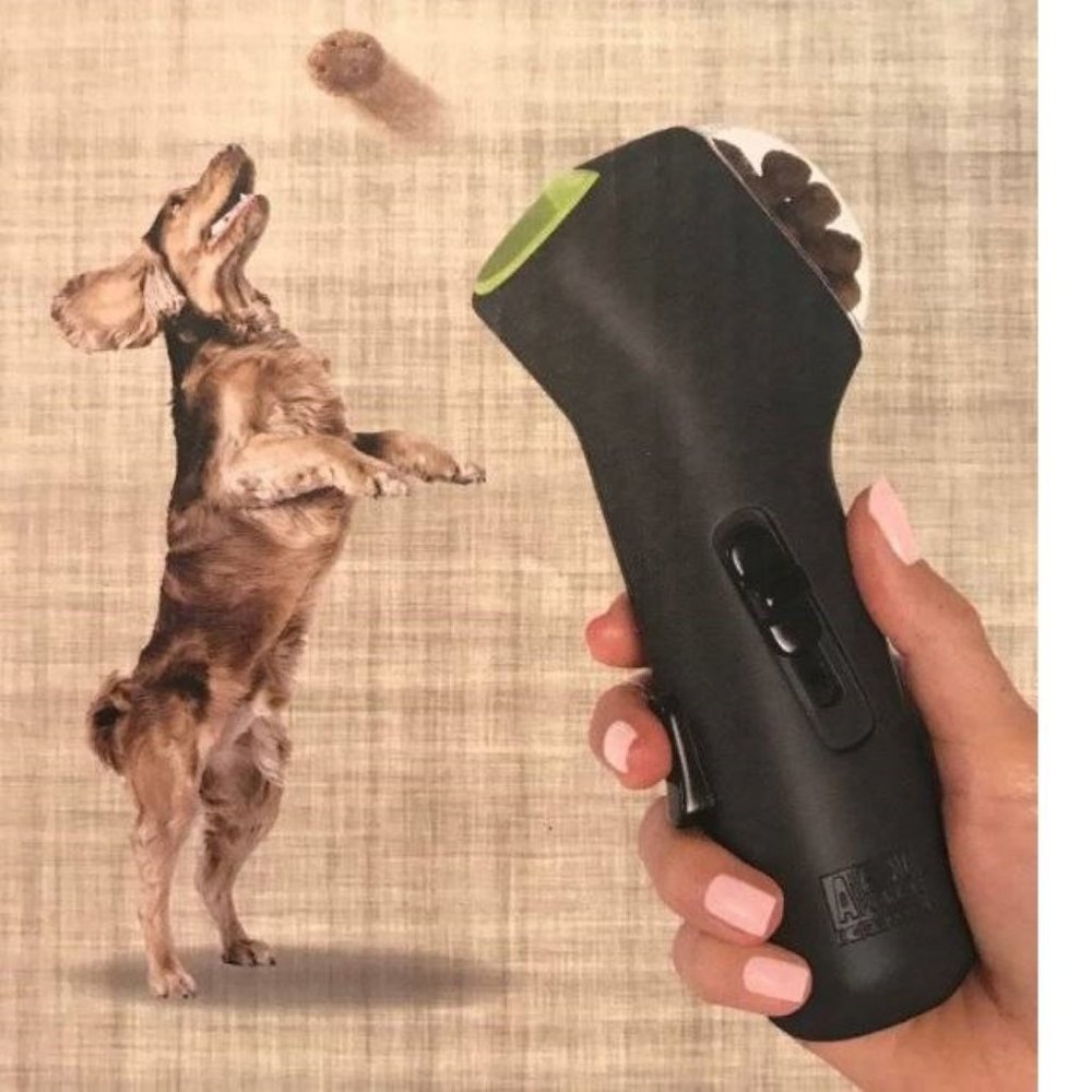 Dog Toy Treat Launcher Handheld Dog Toy Black Animal Planet